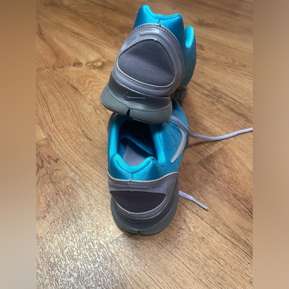 Nike Free TR Fit Training Sneaker -7.5- - Picture 2 of 7